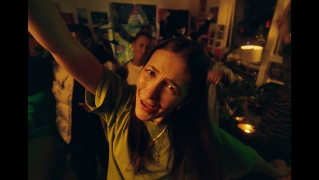 Inji - Madeline (Live)